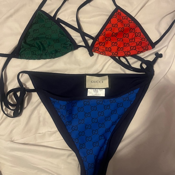 Gucci bikini - Picture 1 of 2